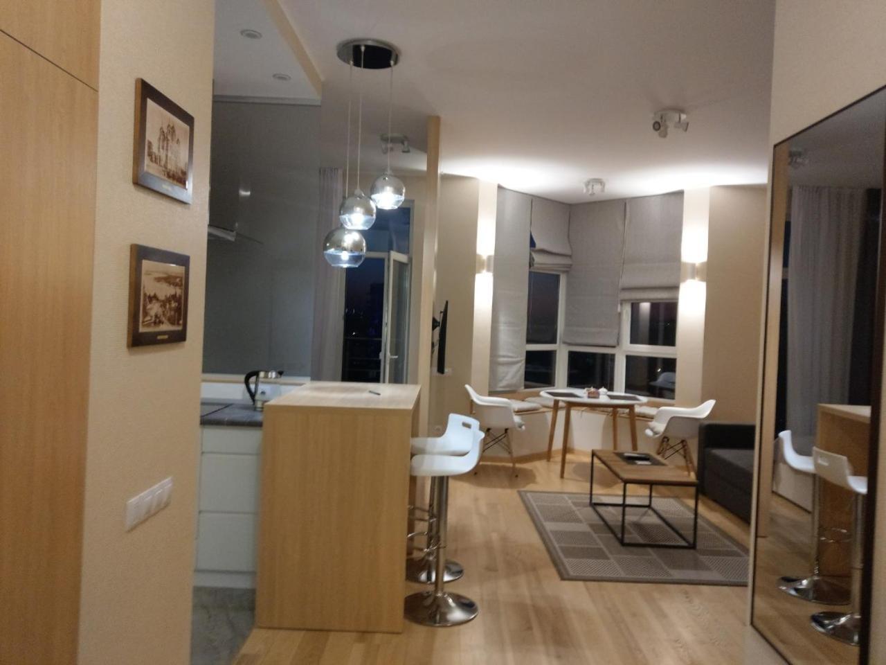 Comfortable Apartments French Quarter Акумулятори Світло Інтернет Завжди Kiev Bagian luar foto