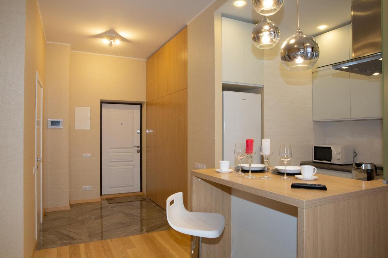 Comfortable Apartments French Quarter Акумулятори Світло Інтернет Завжди Kiev Bagian luar foto